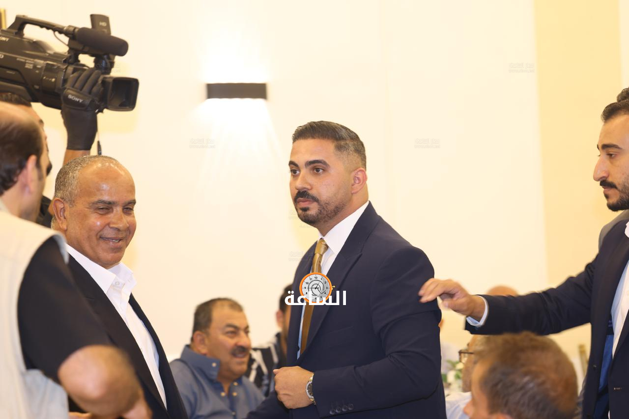 Madar Al-Saa Images 0.7791621662366064