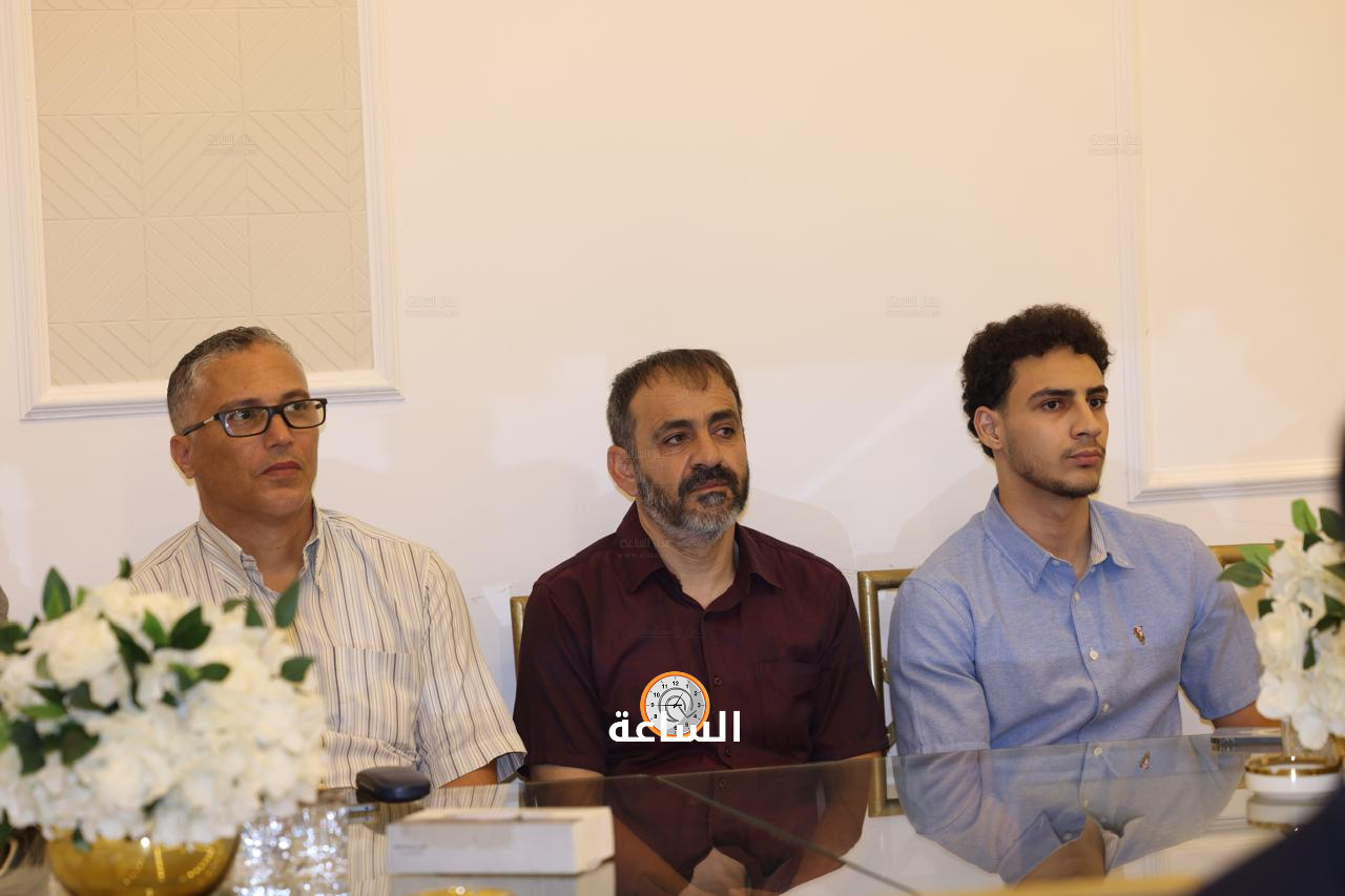 Madar Al-Saa Images 0.16055491870336014