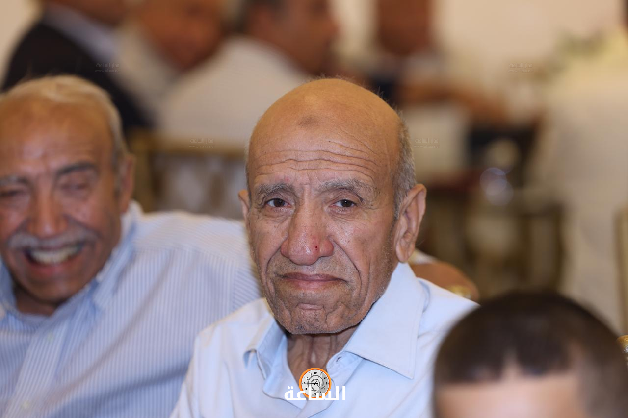 Madar Al-Saa Images 0.4191810509164797