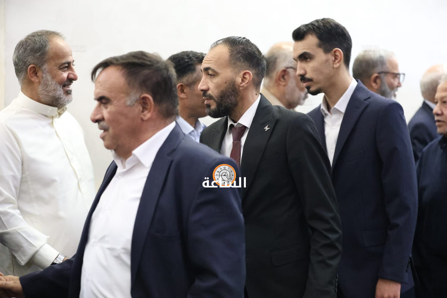 Madar Al-Saa Images 0.36573679678041193