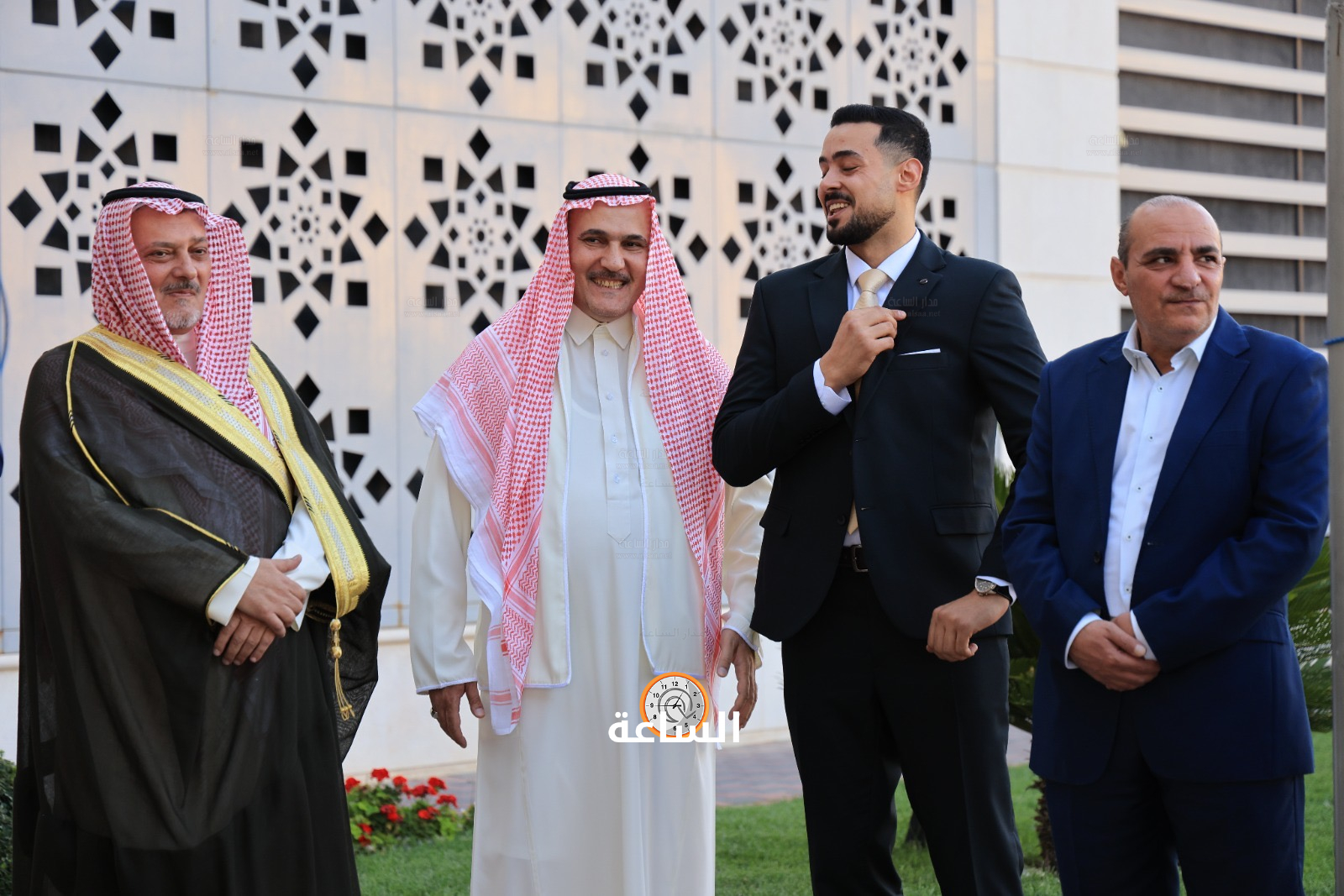 Madar Al-Saa Images 0.5485137877045954