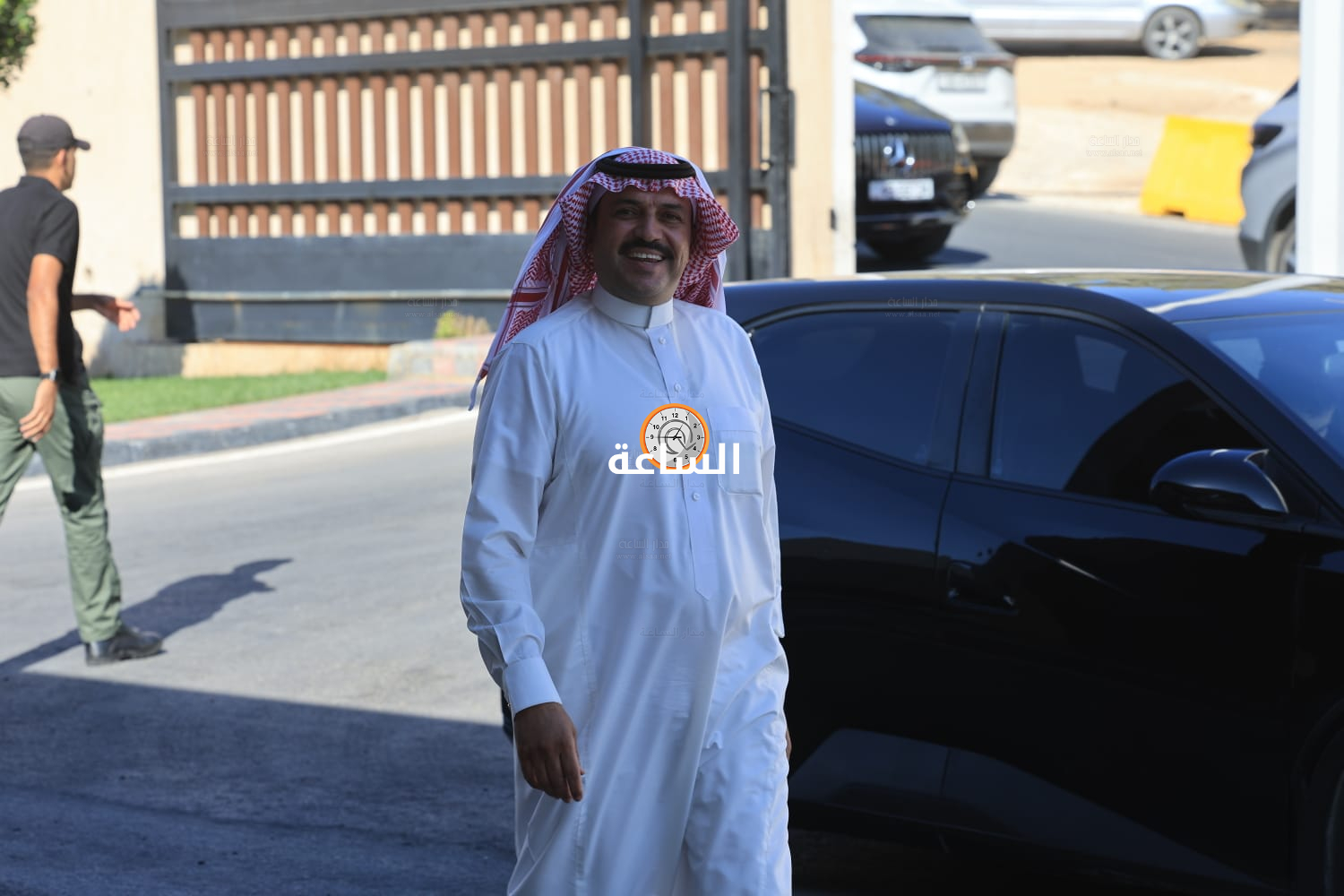 Madar Al-Saa Images 0.9919037678227148