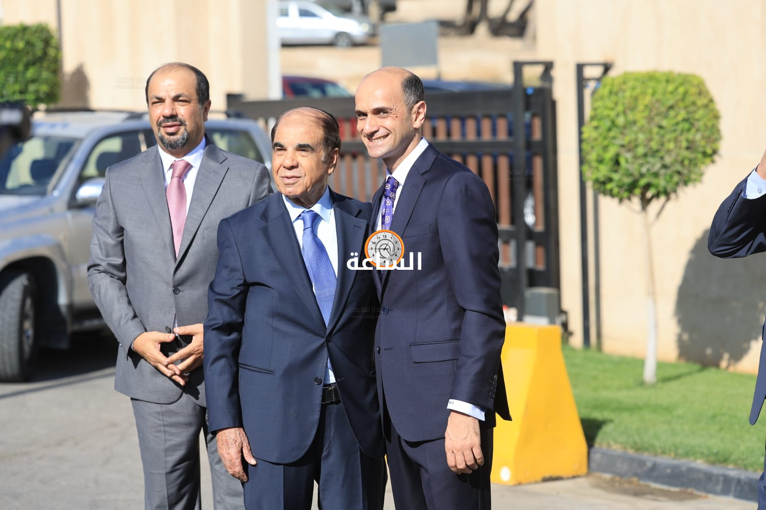 Madar Al-Saa Images 0.9801460855116185