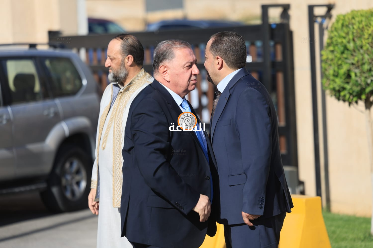 Madar Al-Saa Images 0.7785232978566016