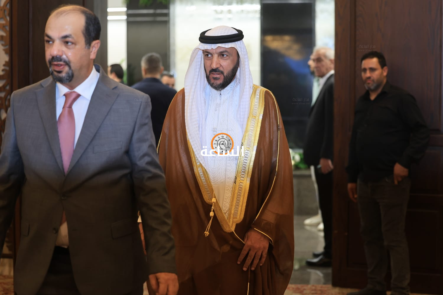 Madar Al-Saa Images 0.7027419126302737