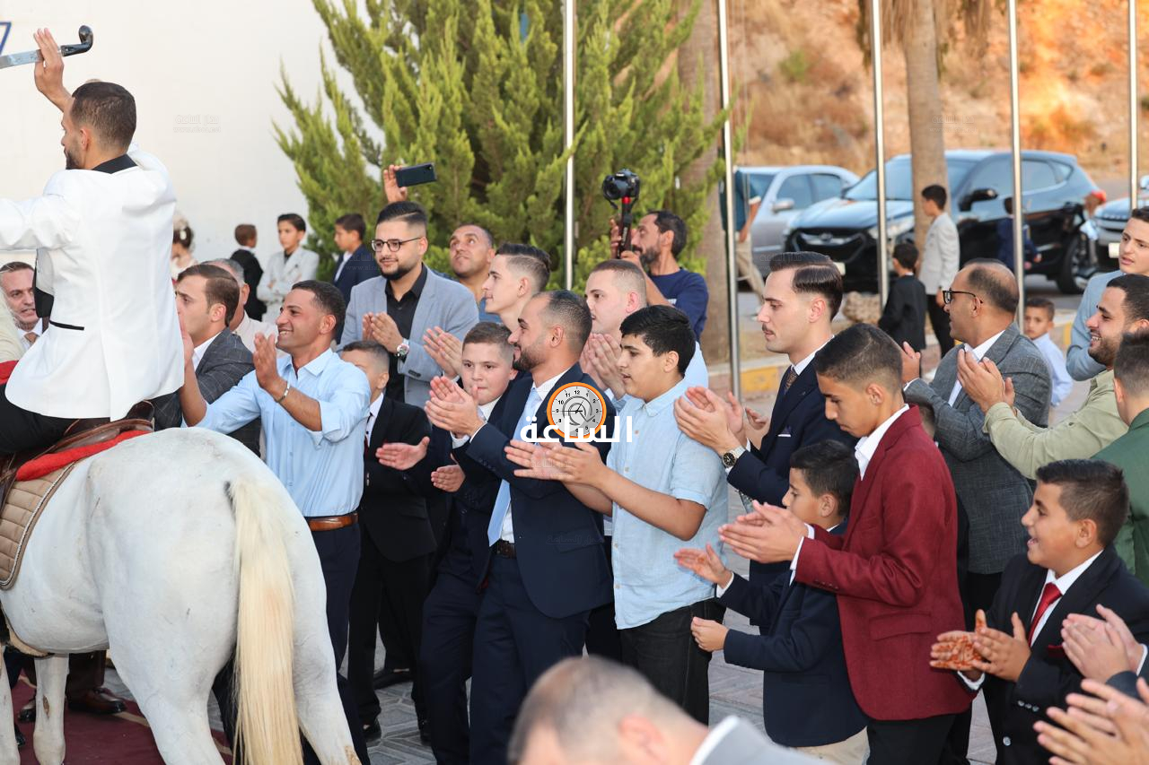 Madar Al-Saa Images 0.9792436927948811