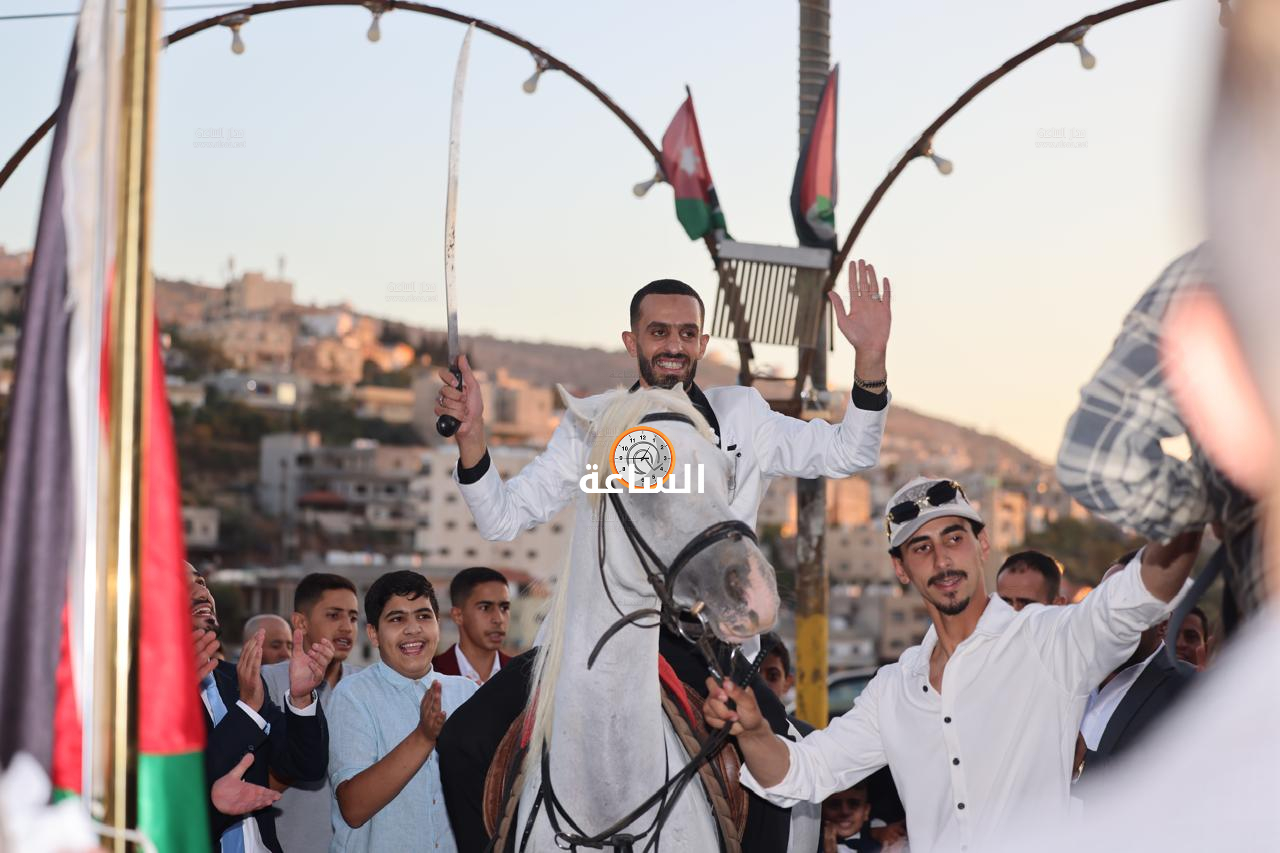 Madar Al-Saa Images 0.9778810315867333