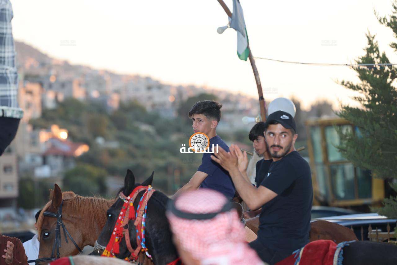 Madar Al-Saa Images 0.866491755061246