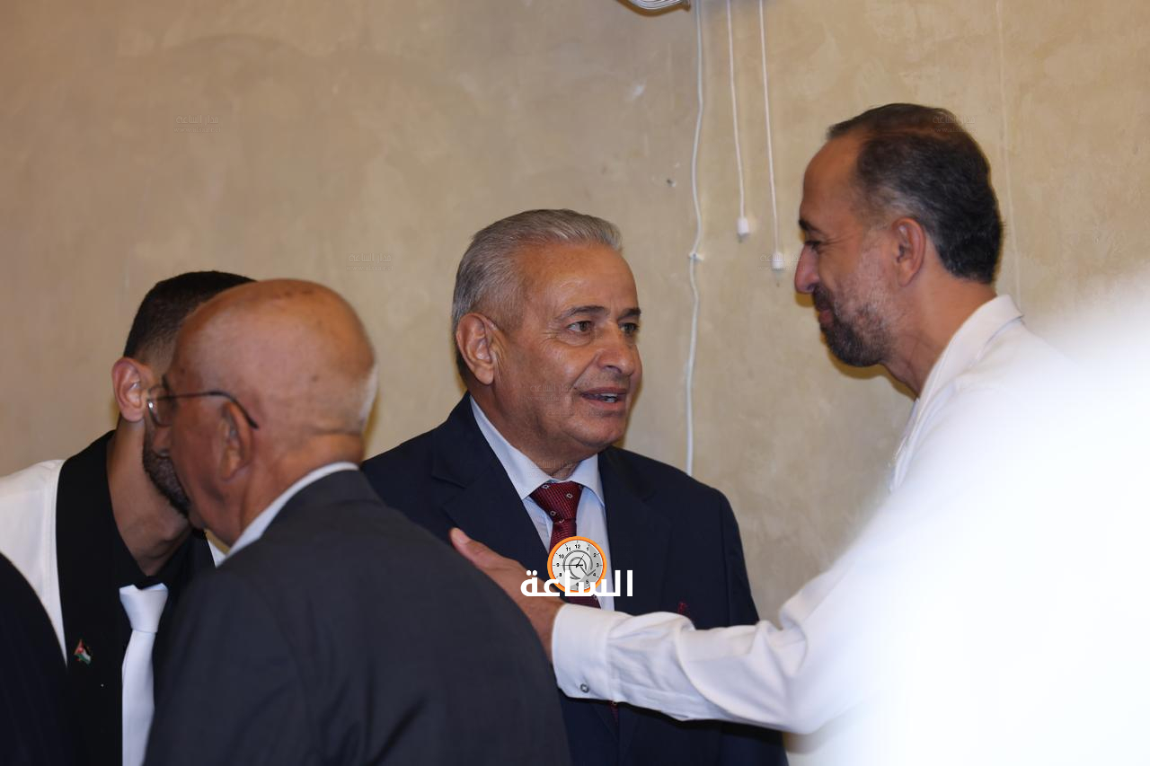 Madar Al-Saa Images 0.4609619642111127