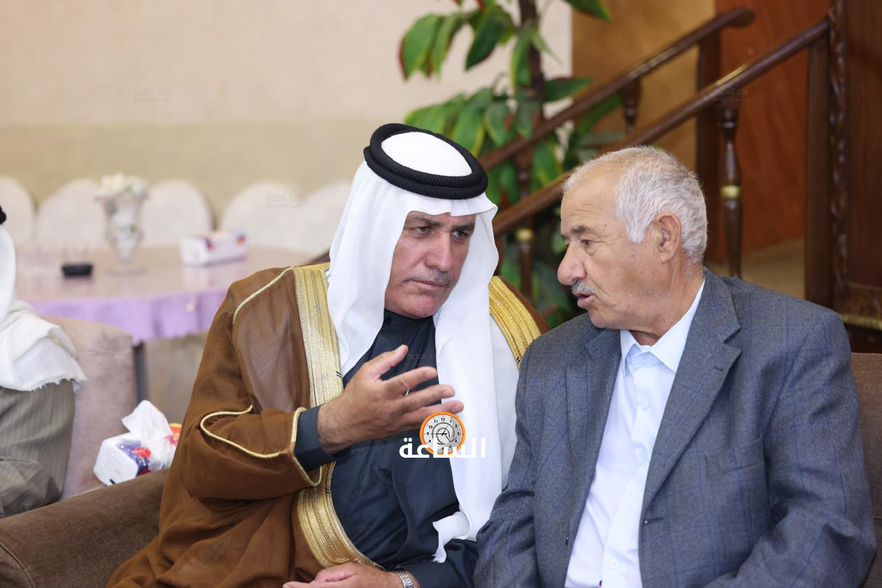 Madar Al-Saa Images 0.9588188082879189