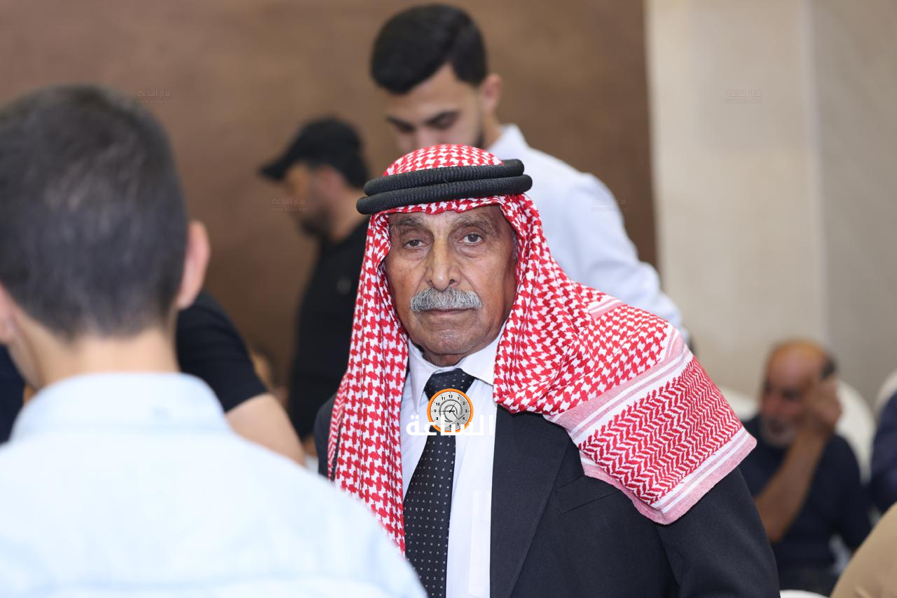 Madar Al-Saa Images 0.577417129101694
