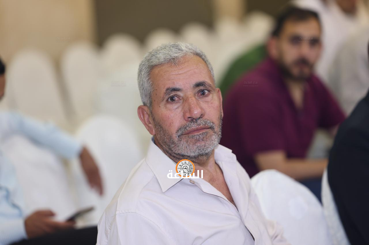 Madar Al-Saa Images 0.35235298281193805