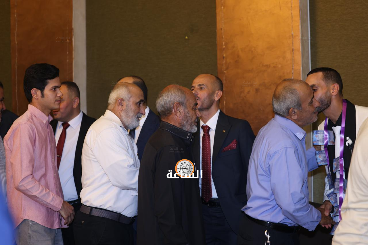 Madar Al-Saa Images 0.8013252645194222