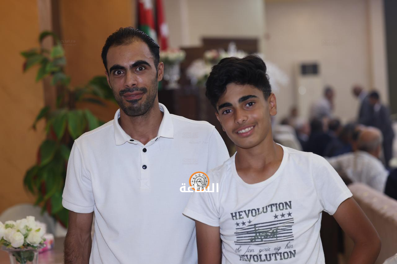 Madar Al-Saa Images 0.8403627225685323