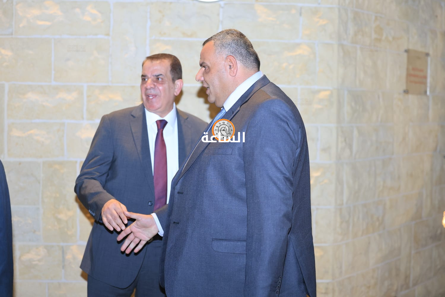 Madar Al-Saa Images 0.35475825472381894