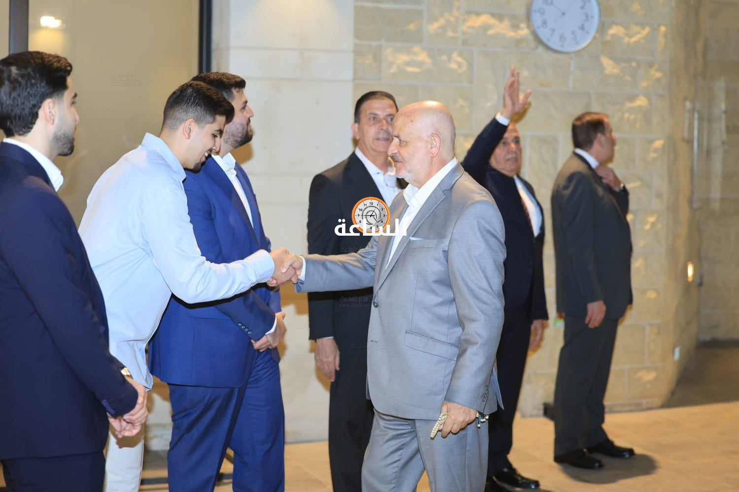 Madar Al-Saa Images 0.31638316133611577