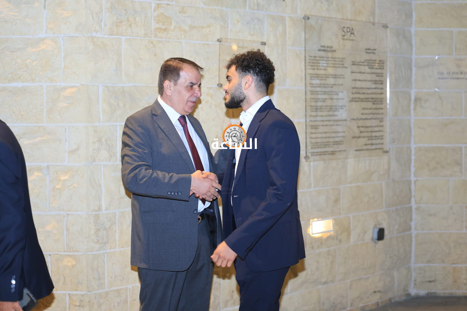 Madar Al-Saa Images 0.8862935185265536