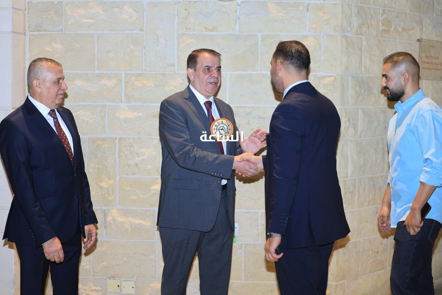 Madar Al-Saa Images 0.2924002435123908