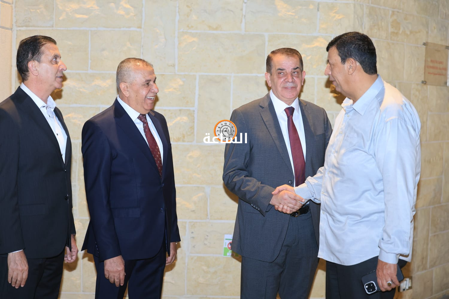 Madar Al-Saa Images 0.17809066808923246