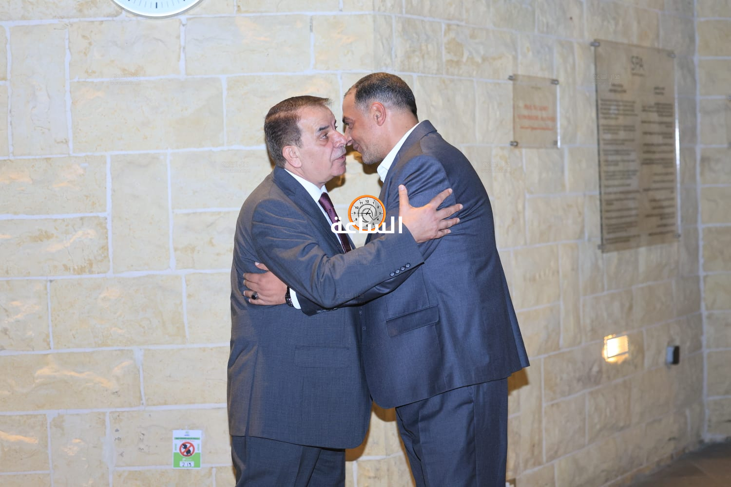Madar Al-Saa Images 0.37955133089179094