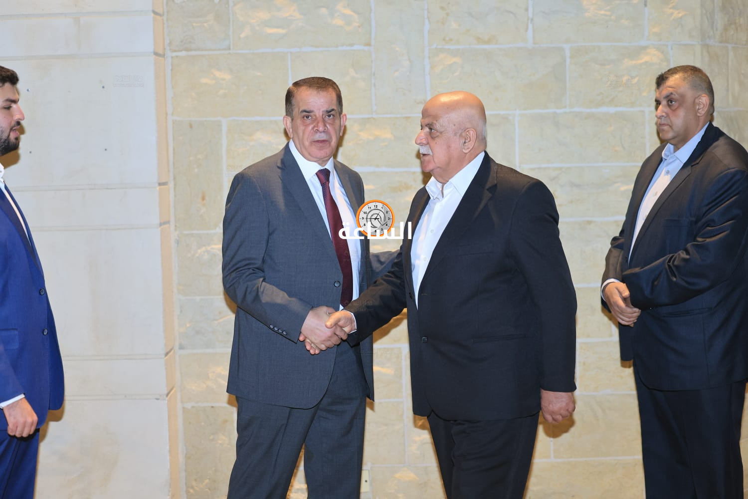 Madar Al-Saa Images 0.6736548272996032