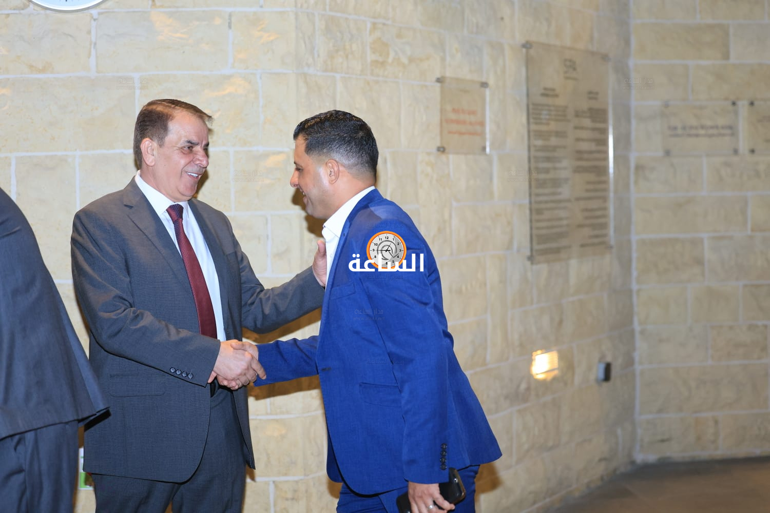 Madar Al-Saa Images 0.08799127344746493