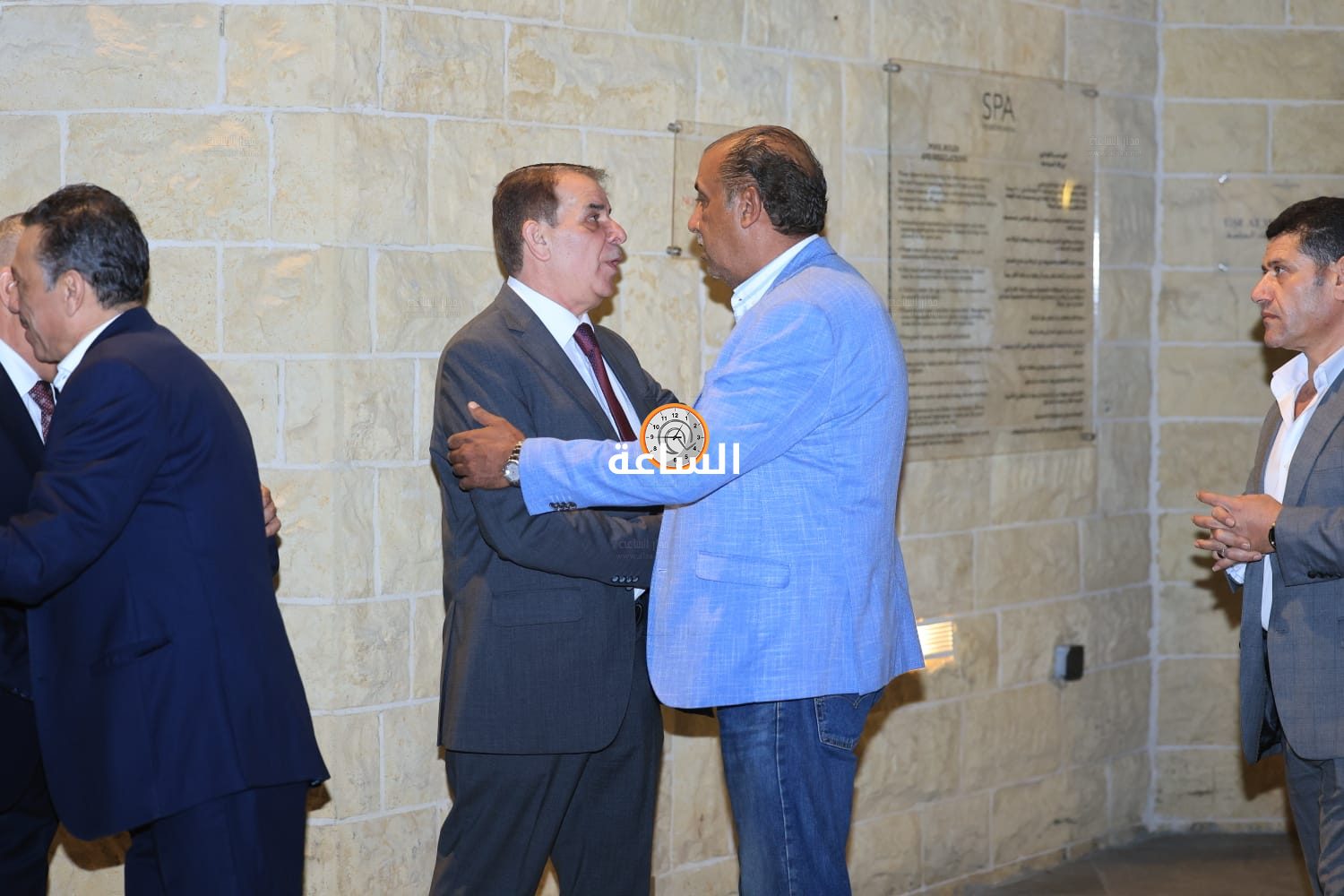 Madar Al-Saa Images 0.9362920653965623