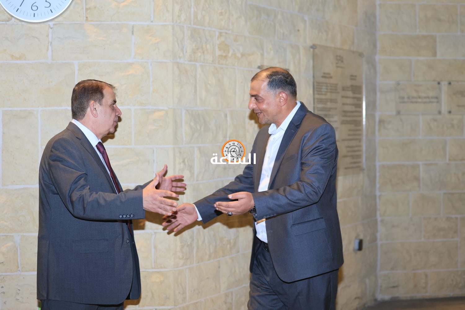 Madar Al-Saa Images 0.25781080398734557