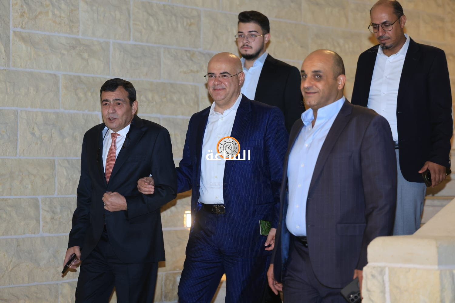 Madar Al-Saa Images 0.7080542734819292