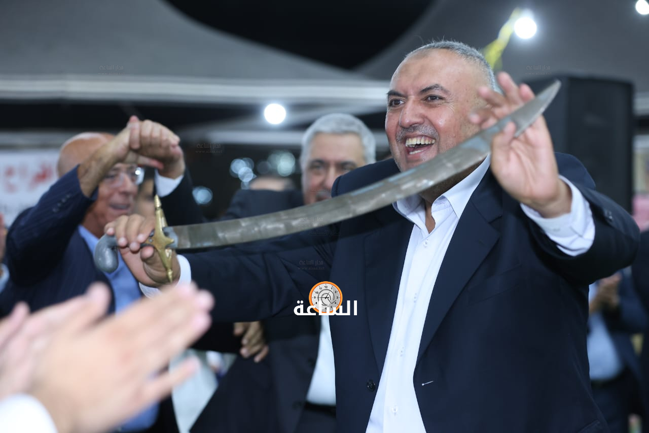 Madar Al-Saa Images 0.7756800038276922