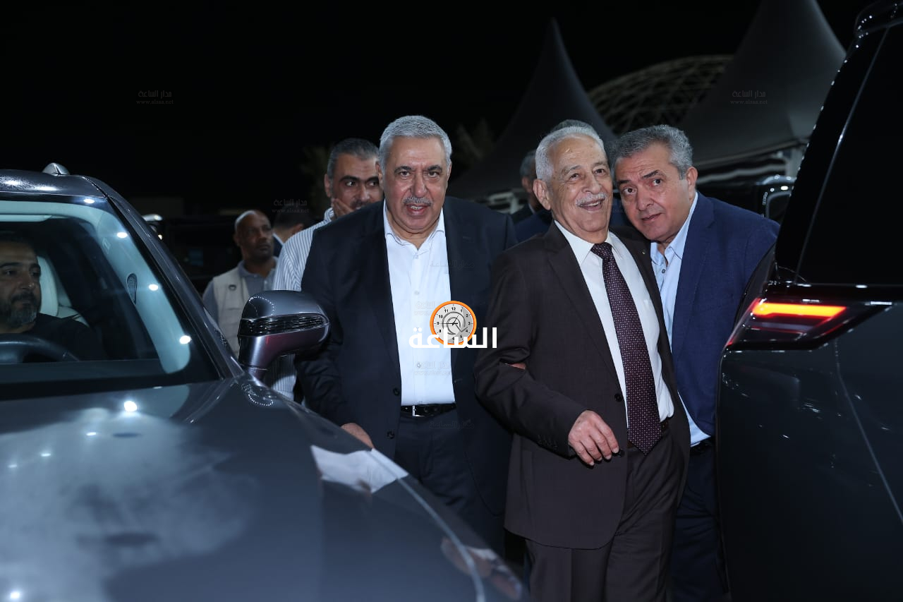 Madar Al-Saa Images 0.042742413489826325
