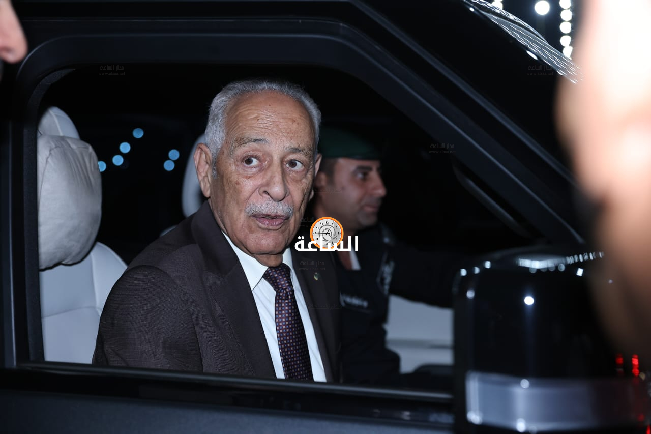 Madar Al-Saa Images 0.8305585875163168