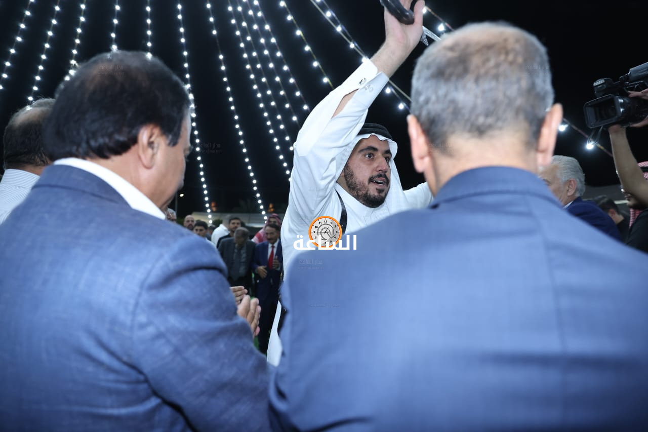 Madar Al-Saa Images 0.7394071354481914