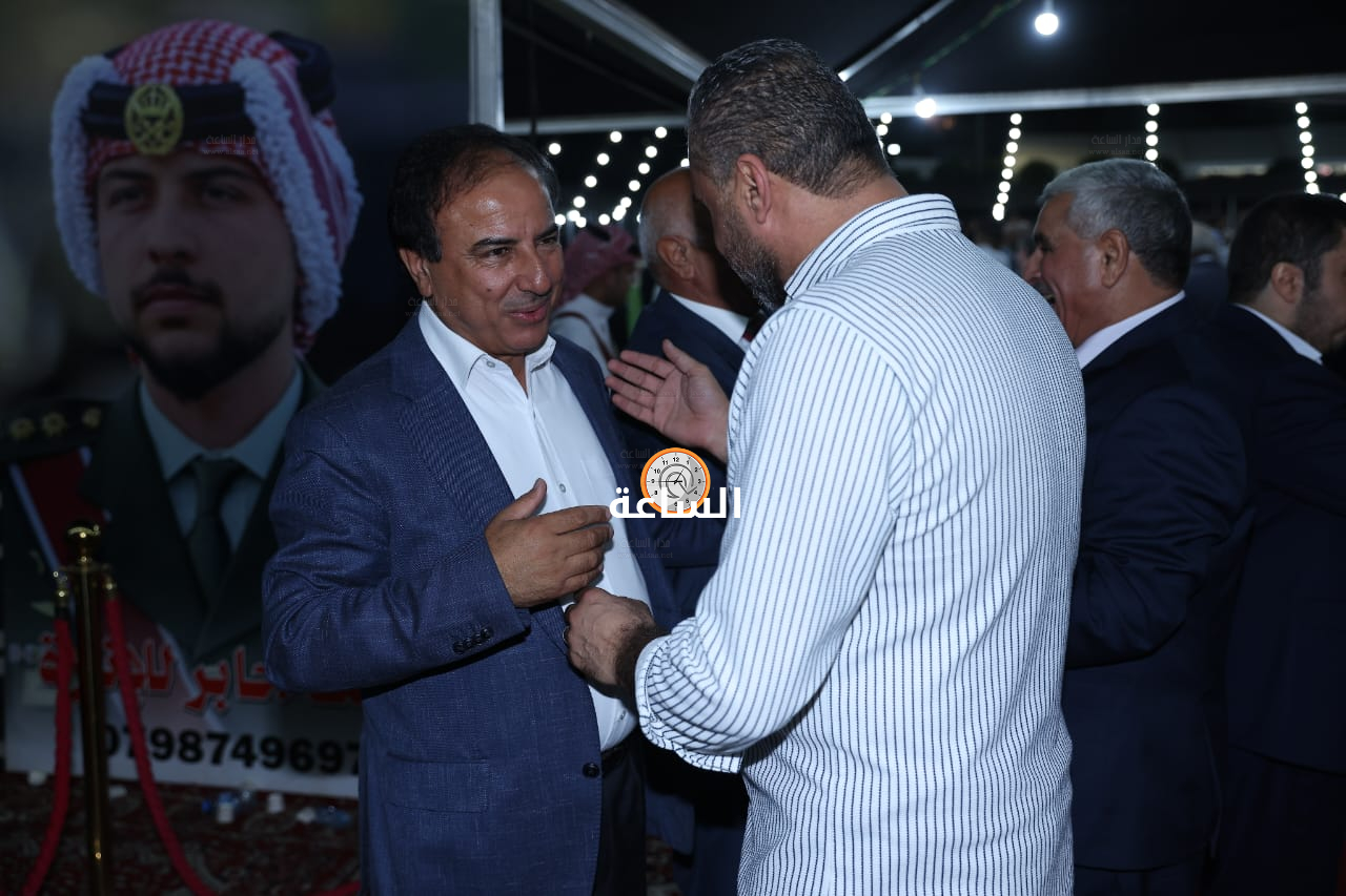 Madar Al-Saa Images 0.47421191617134595