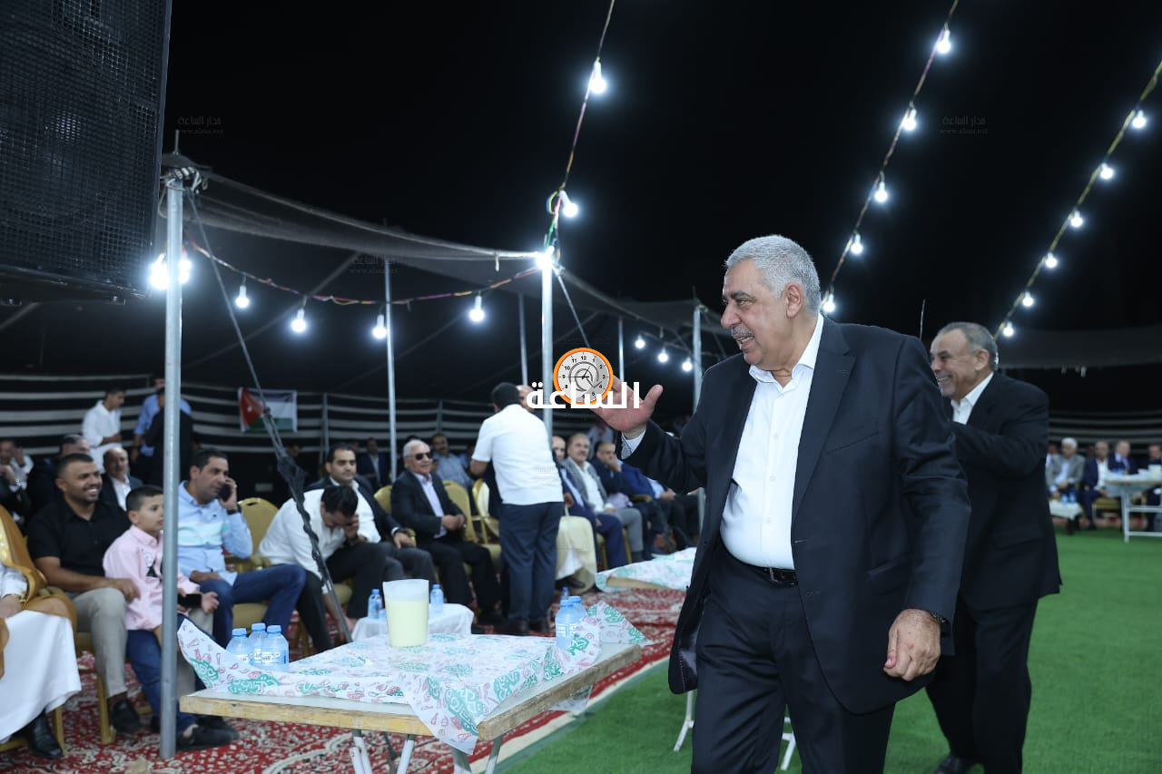 Madar Al-Saa Images 0.44486532666359