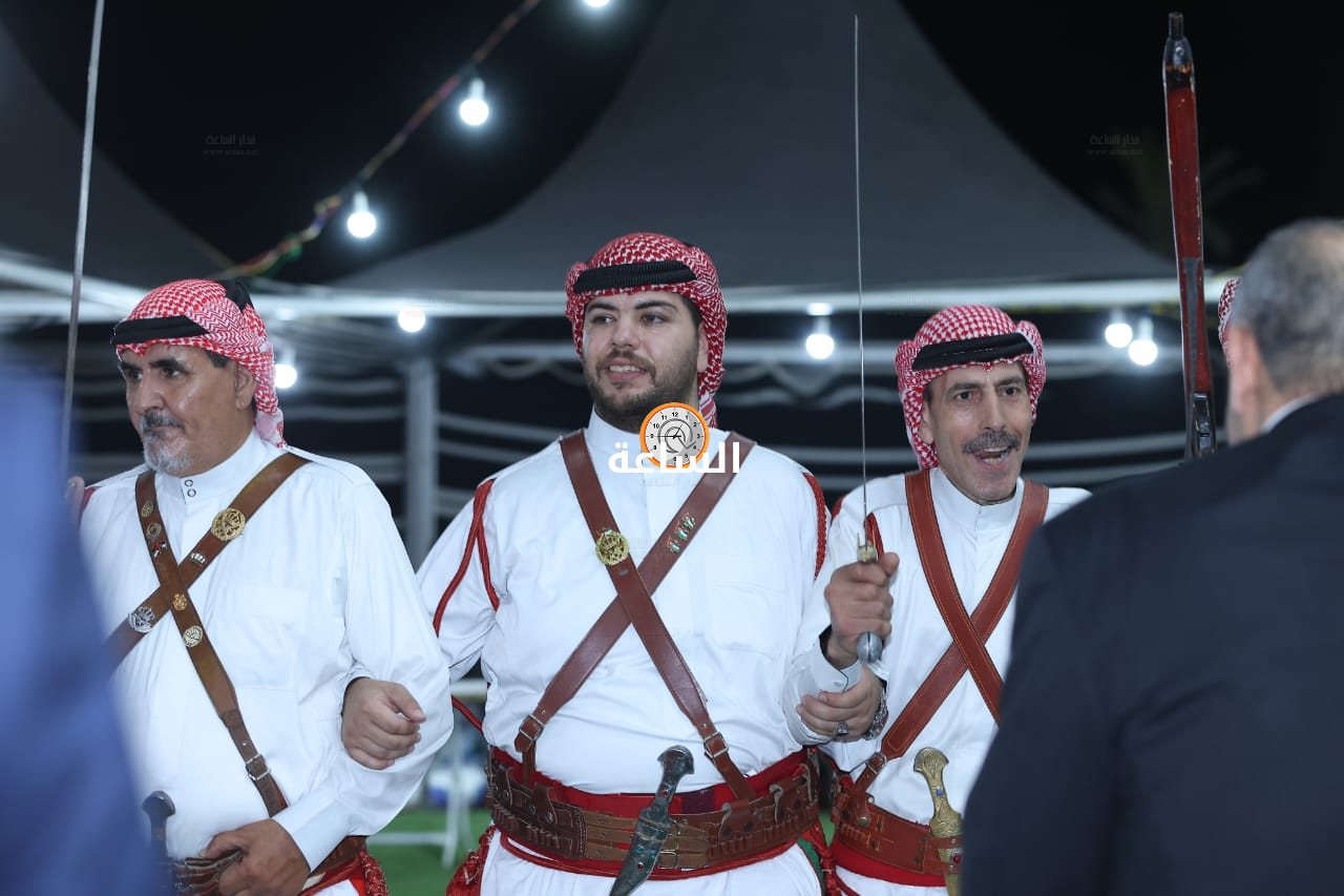 Madar Al-Saa Images 0.5760005541845832