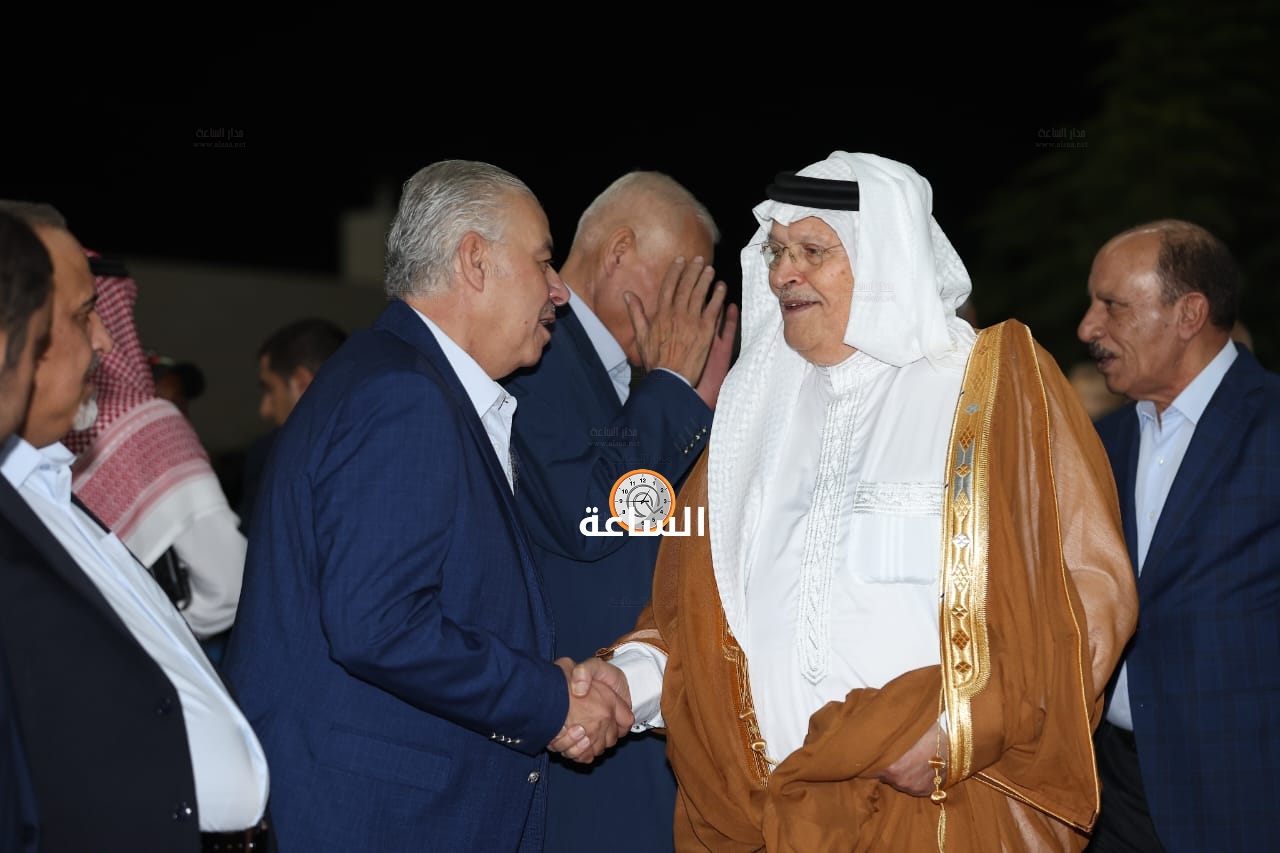 Madar Al-Saa Images 0.6416408073845047