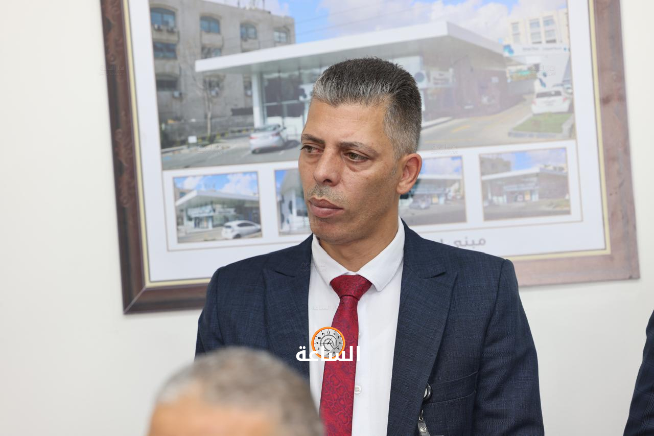 Madar Al-Saa Images 0.17995388811762714