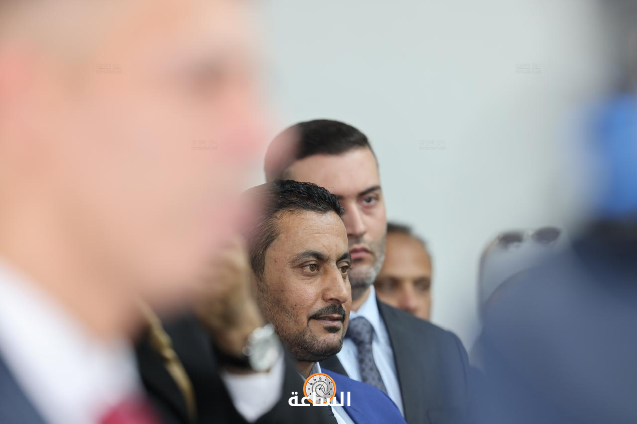 Madar Al-Saa Images 0.44885592549868647