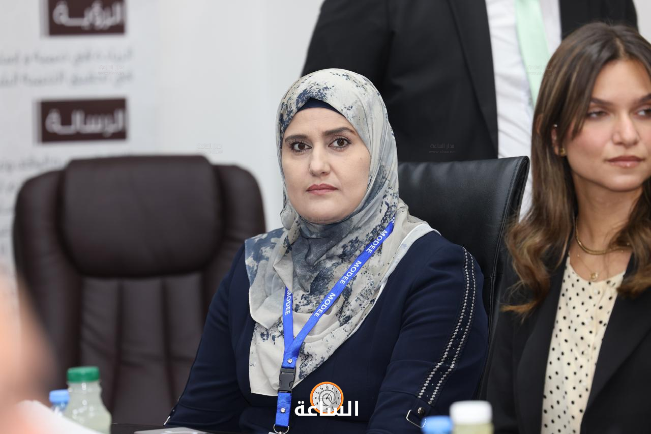Madar Al-Saa Images 0.9364503974989444