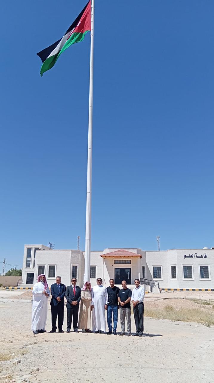 Madar Al-Saa Images 0.43755509024024186