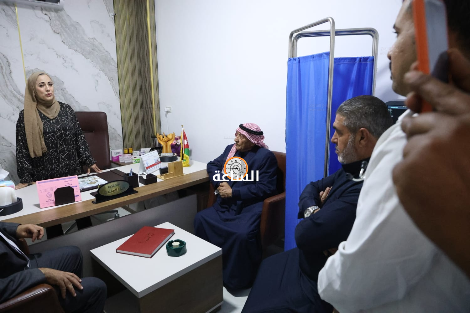 Madar Al-Saa Images 0.7699076761737192