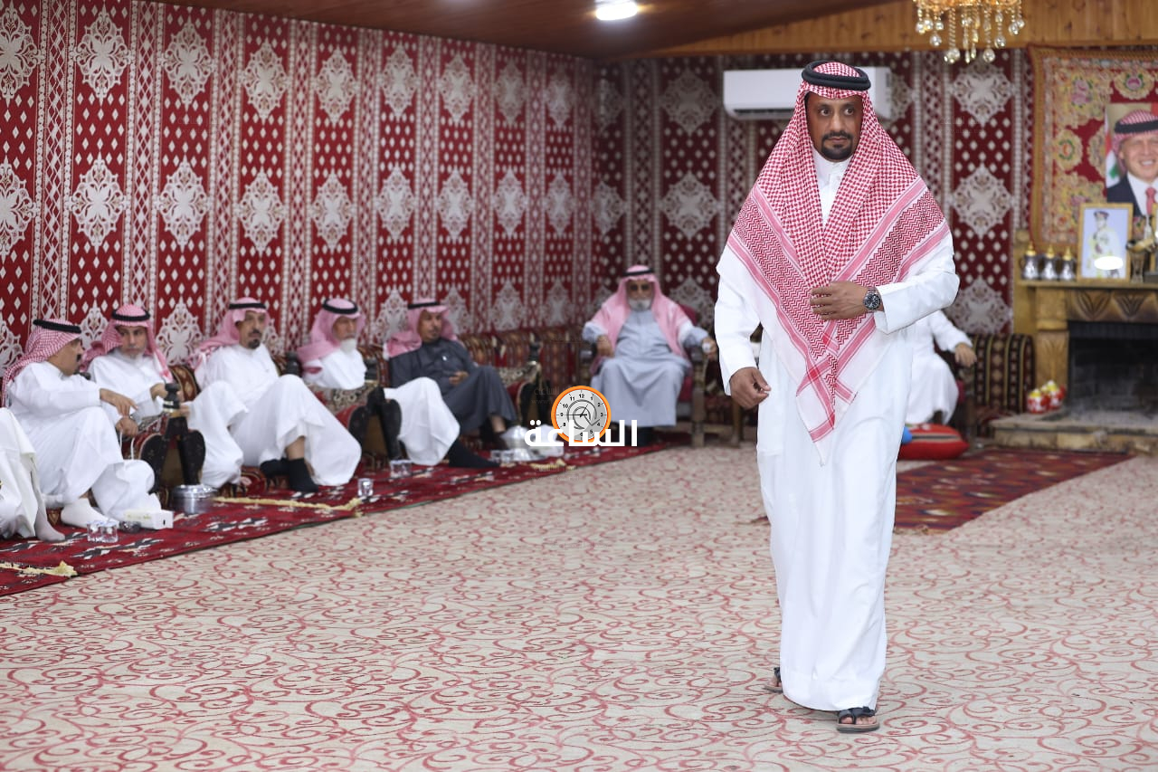Madar Al-Saa Images 0.05556803352973538