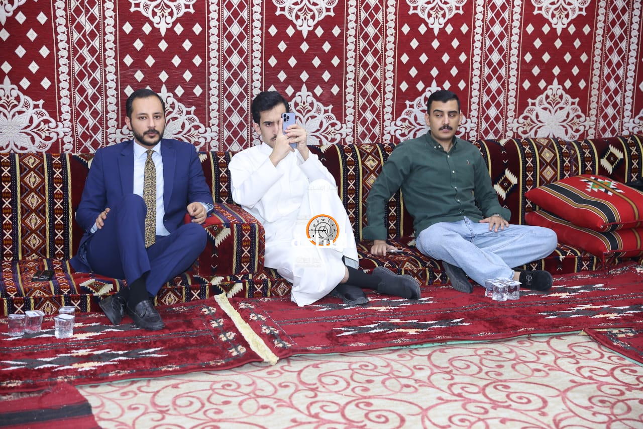 Madar Al-Saa Images 0.2174883113804046