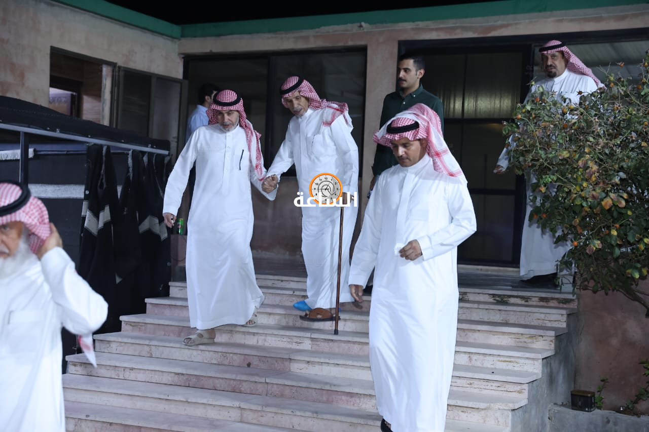 Madar Al-Saa Images 0.46983000015657805