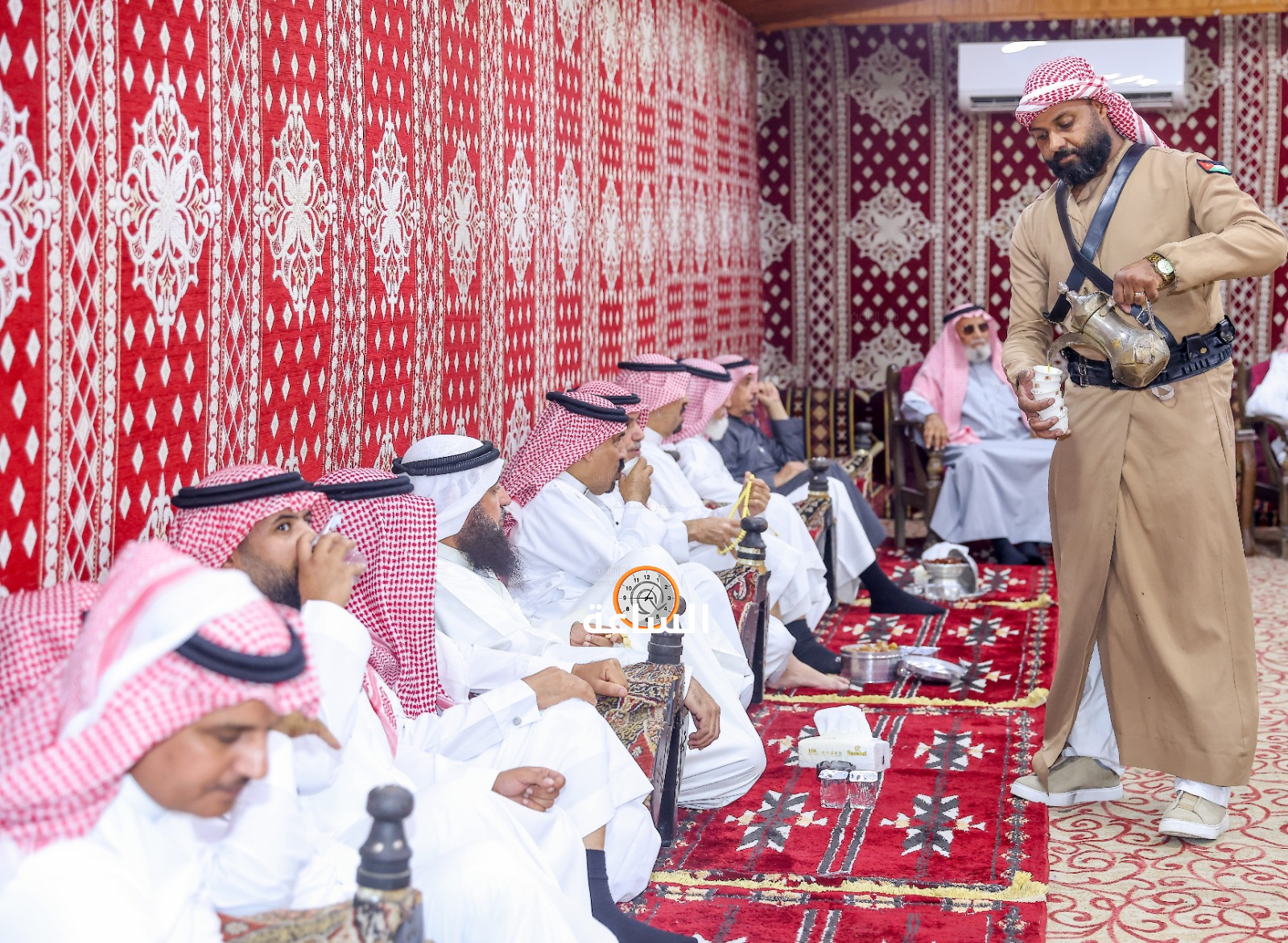 Madar Al-Saa Images 0.8436426508352769