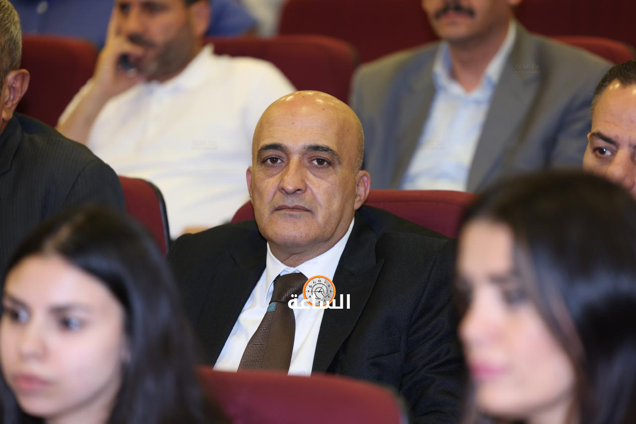 Madar Al-Saa Images 0.39985393137908554