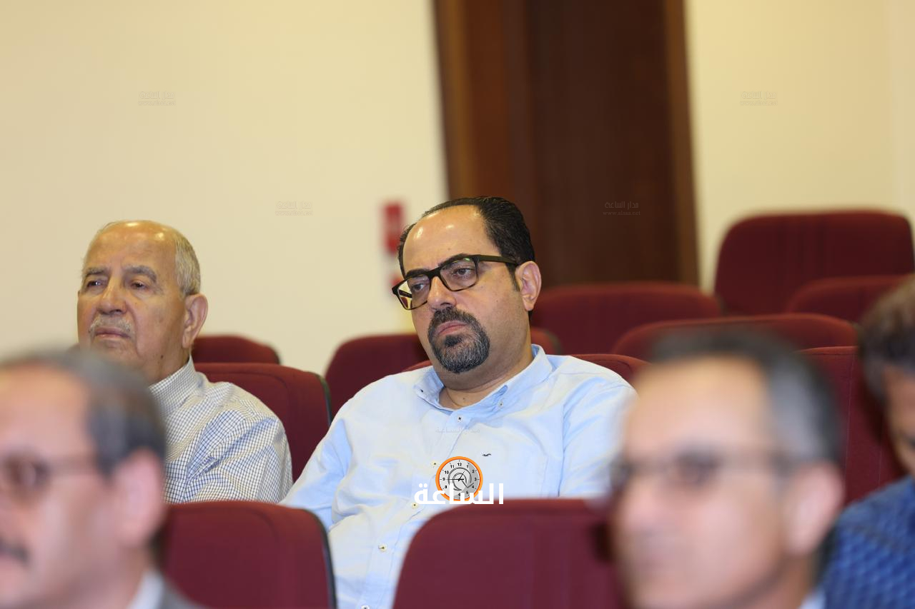 Madar Al-Saa Images 0.3316224085677121