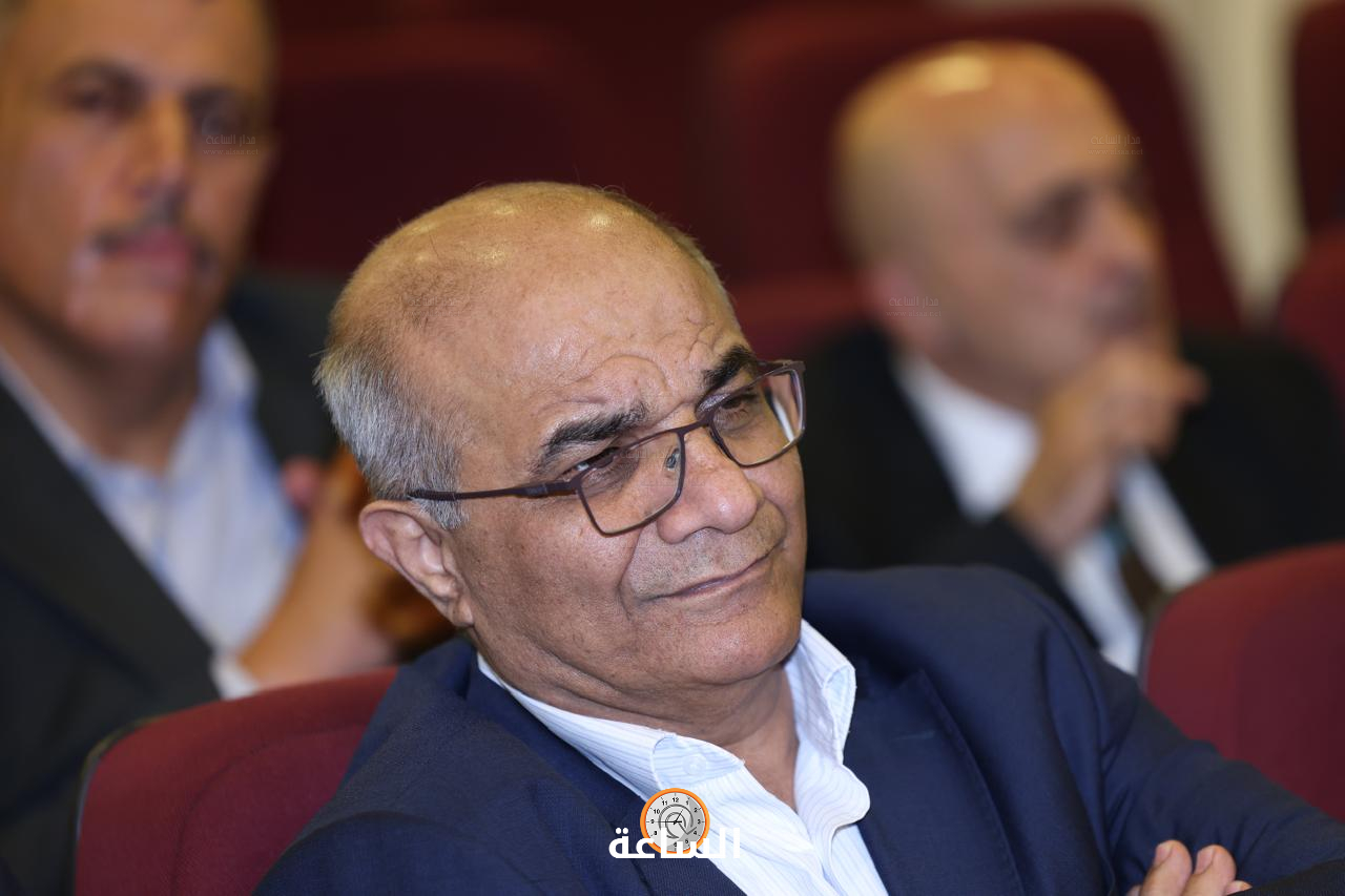 Madar Al-Saa Images 0.8828071725813634