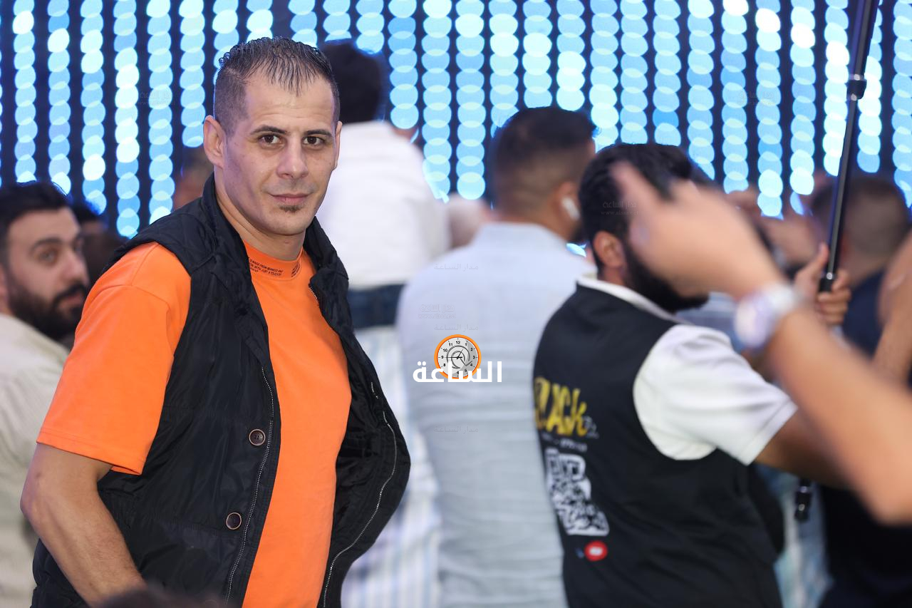 Madar Al-Saa Images 0.46195623073391257
